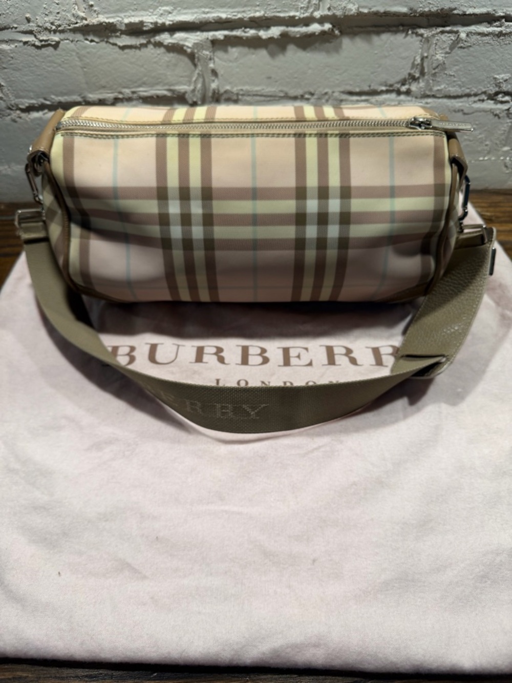 Burberry Nova Lola - Tan and light pink - Picture 10 of 13